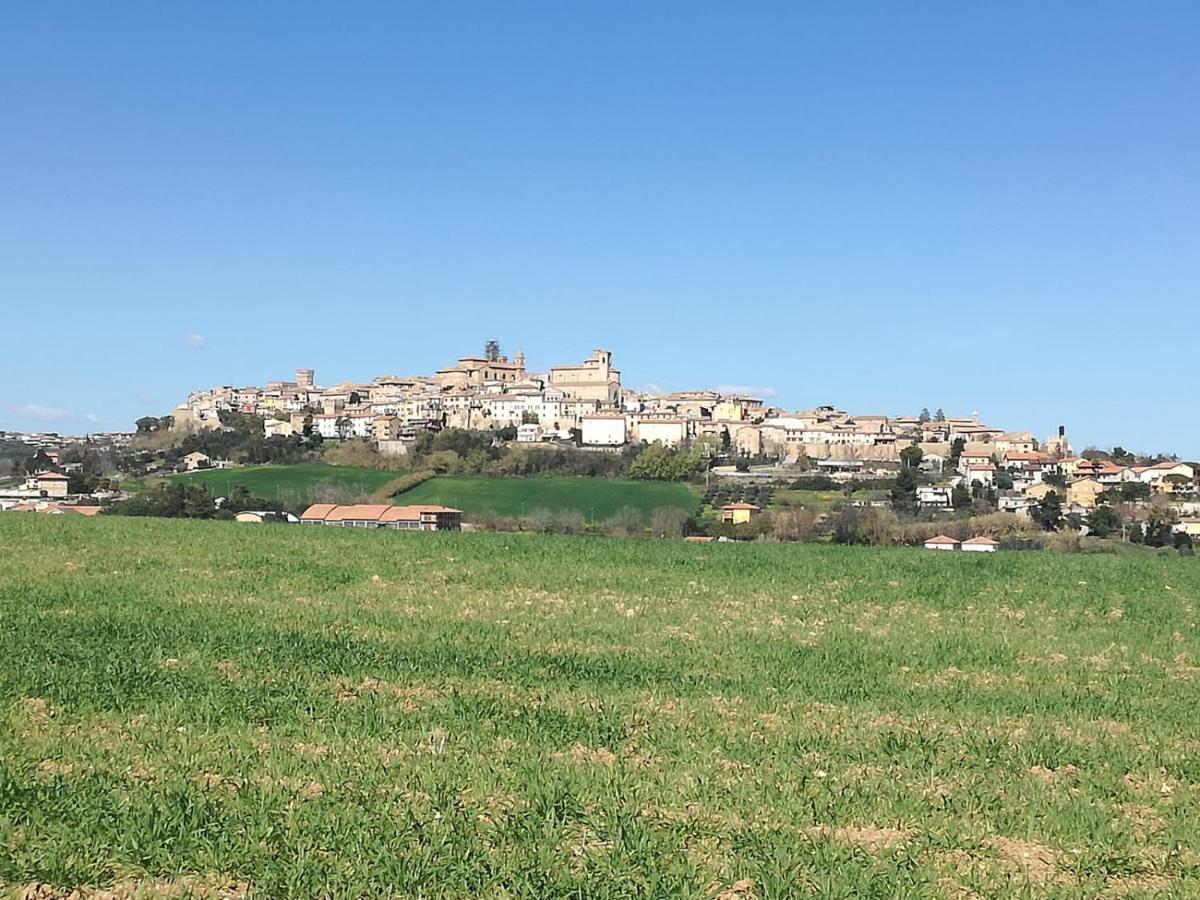 B&B Porta Girone Civitanova Alta Eksteriør billede