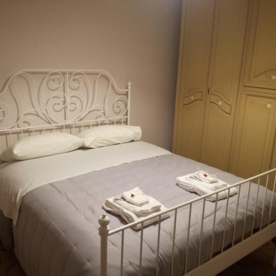 B&B Porta Girone Civitanova Alta Eksteriør billede
