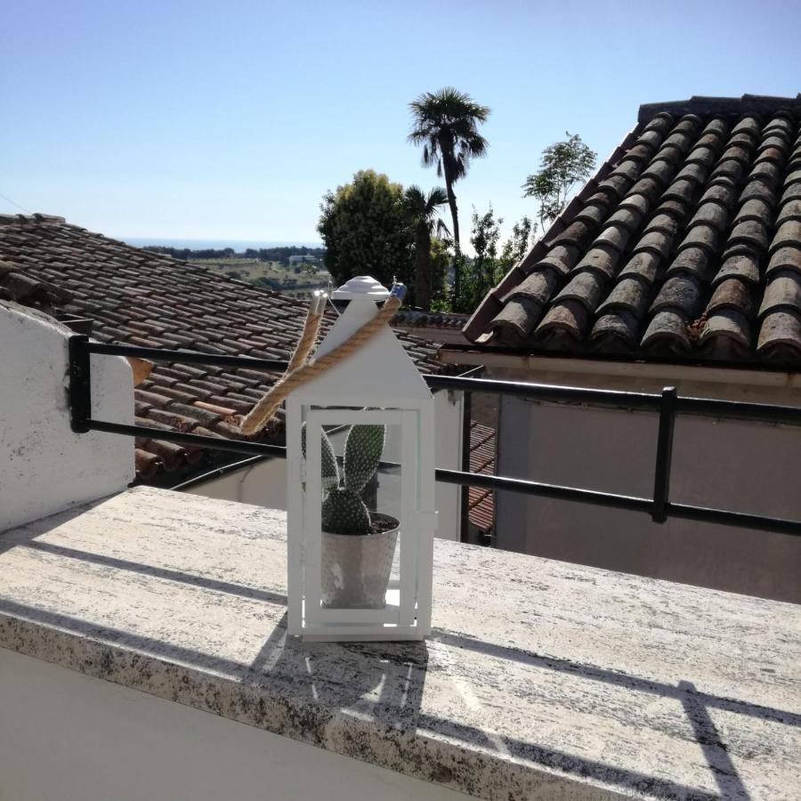 B&B Porta Girone Civitanova Alta Eksteriør billede