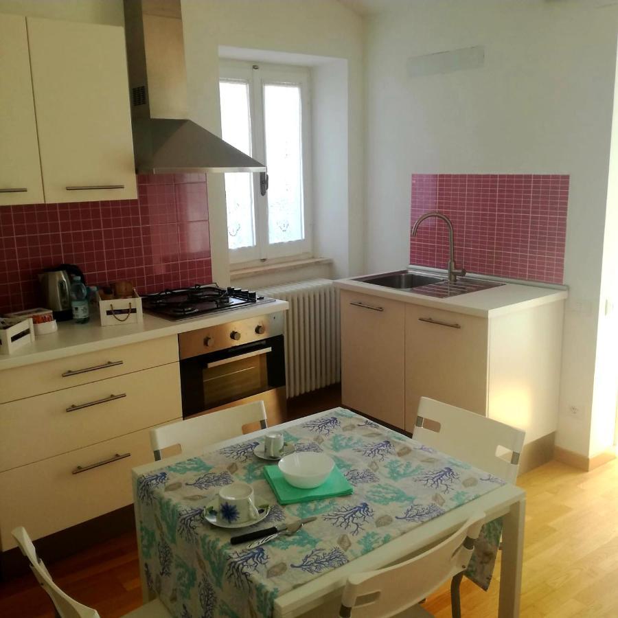 B&B Porta Girone Civitanova Alta Eksteriør billede
